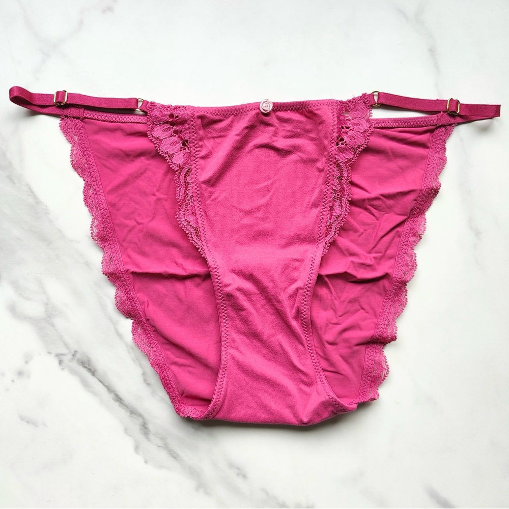 NWT DREAM ANGELS LACE-TRIM ADJUSTABLE STRING BIKINI PANTY IN LUSCIOUS ROSE